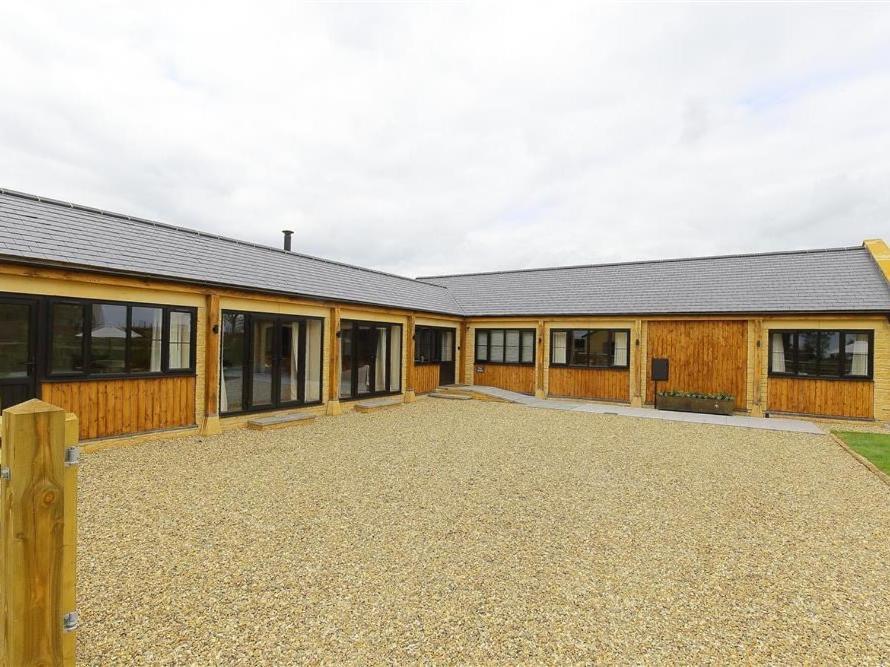 Villa Park Stables Wyck Rissington Exterior foto